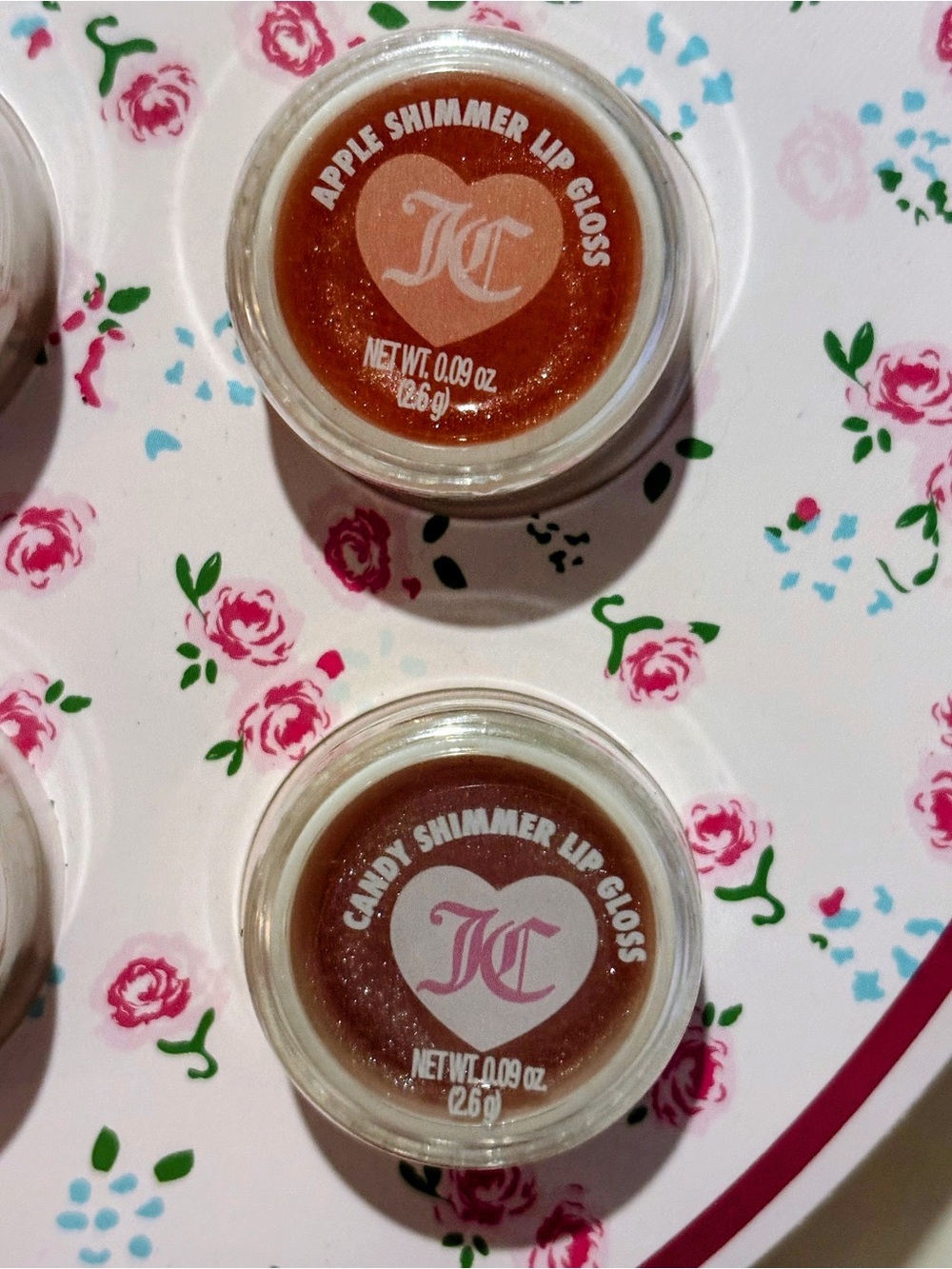 Juicy Couture Kids 6-Pack Pastel Lip Gloss Pot Set - Picture 4 of 4